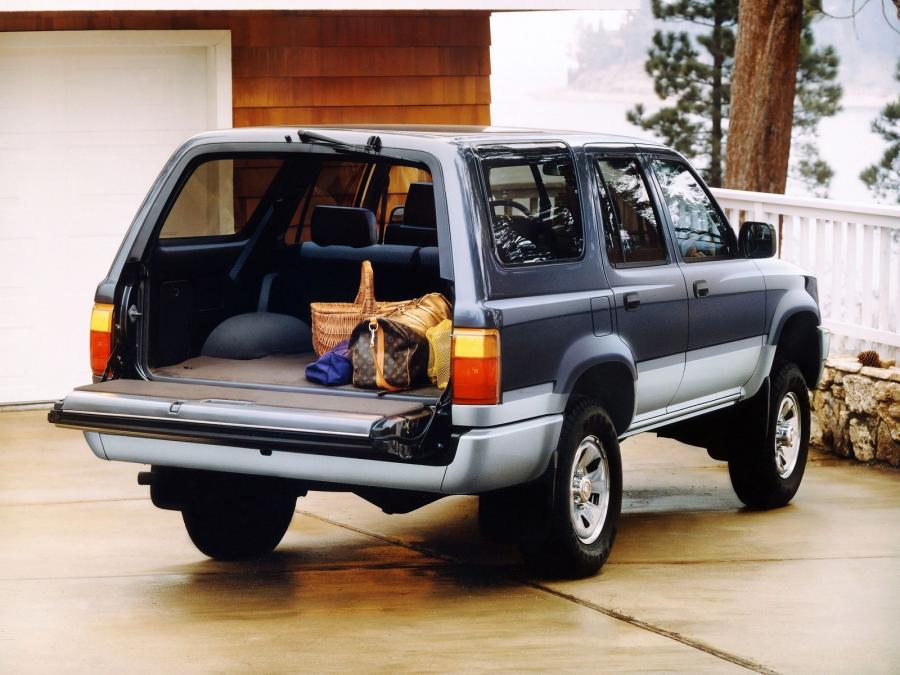  Toyota 4Runner 5-Door 1989 года  (фото 7 из 11)